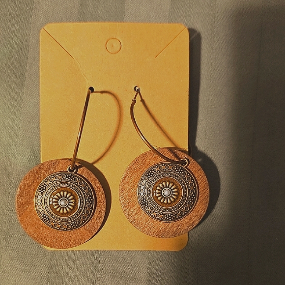 Elegant Brown And Bronze Hoop Earrings 5$